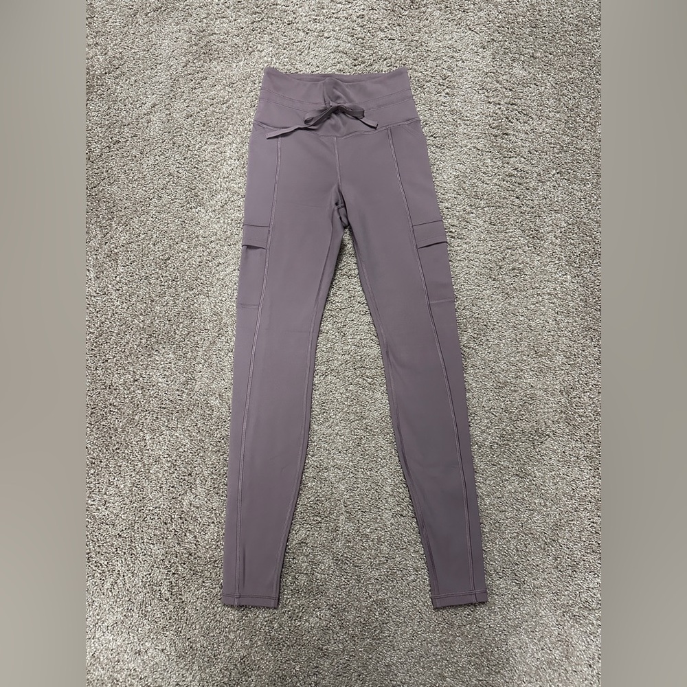 NWOT Athleta Rainier High Rise Cargo Tight XXS, Mauve